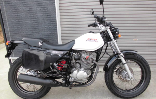 ホンダFTR223