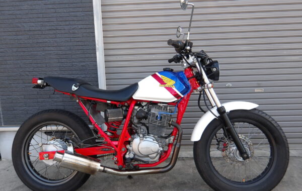ホンダFTR223