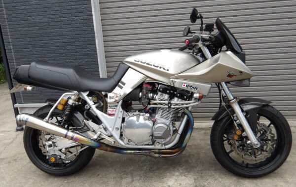 スズキGSX1100S刀